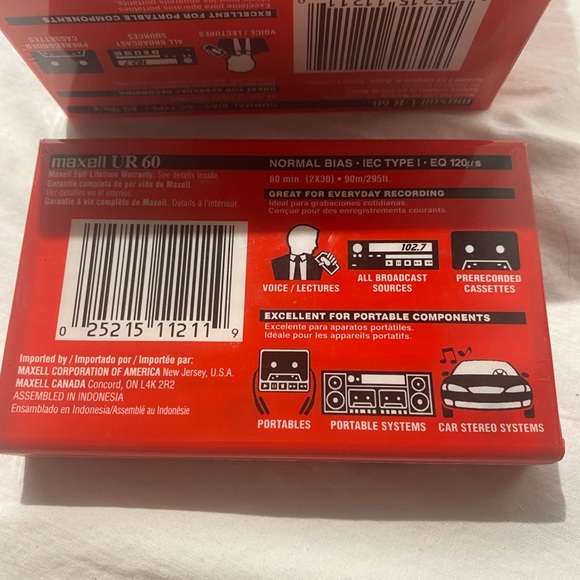 Maxell UR 60 Cassette Tapes  8 New sealed - Picture 3 of 3